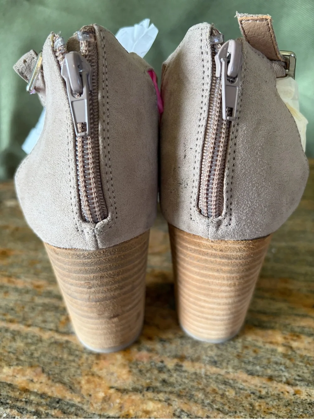 Report Strappy Block Heel Sandals - Taupe Women’s Size 9